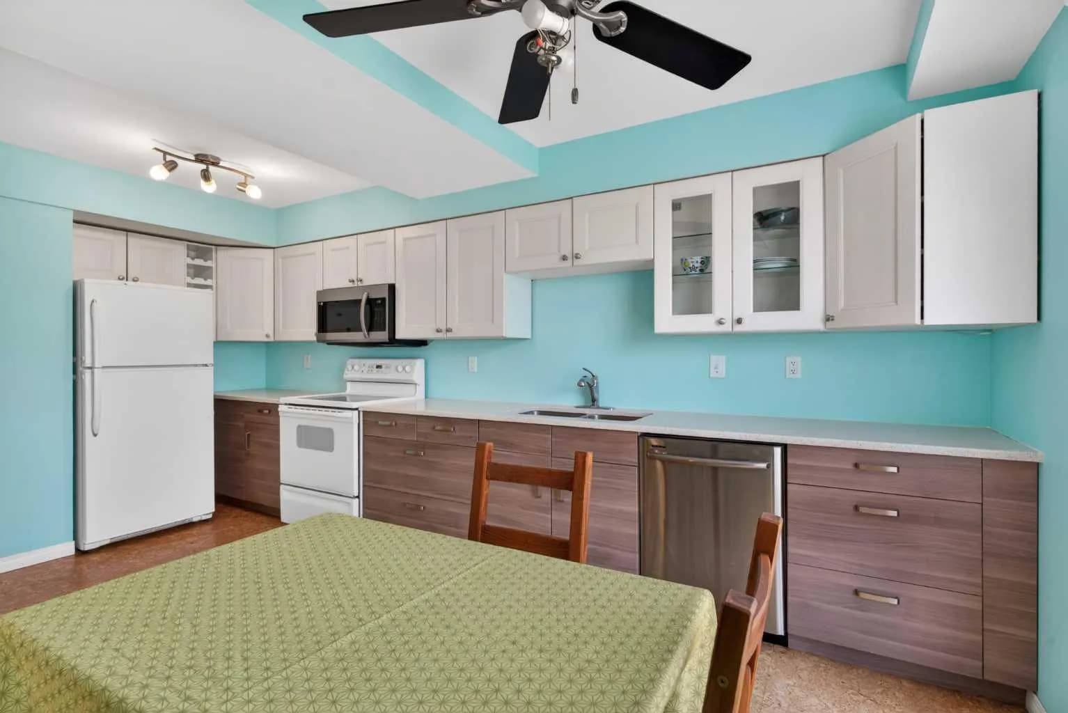 Semi Detached (Half Duplex)