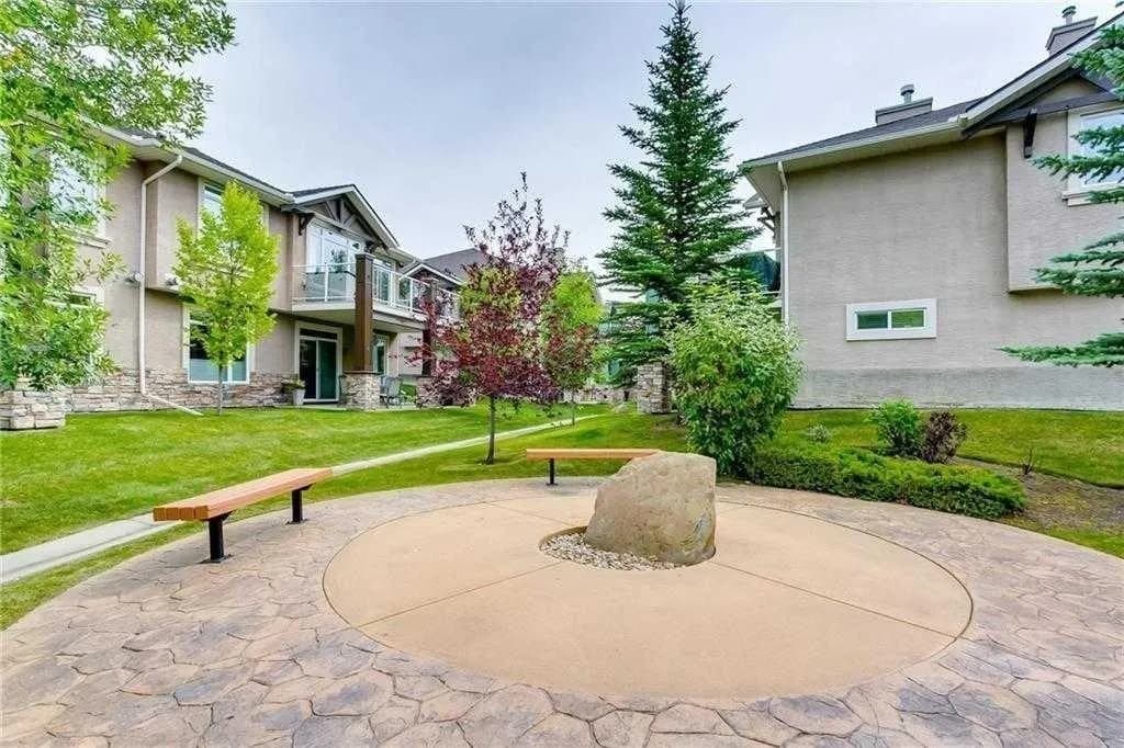 Semi Detached (Half Duplex)