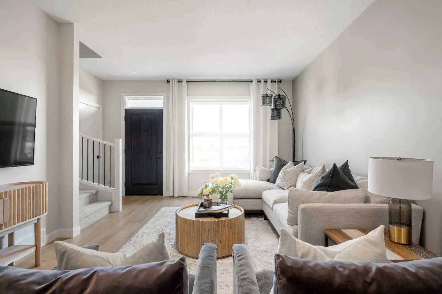 Semi Detached (Half Duplex)