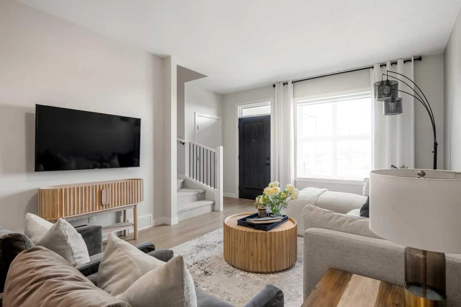 Semi Detached (Half Duplex)