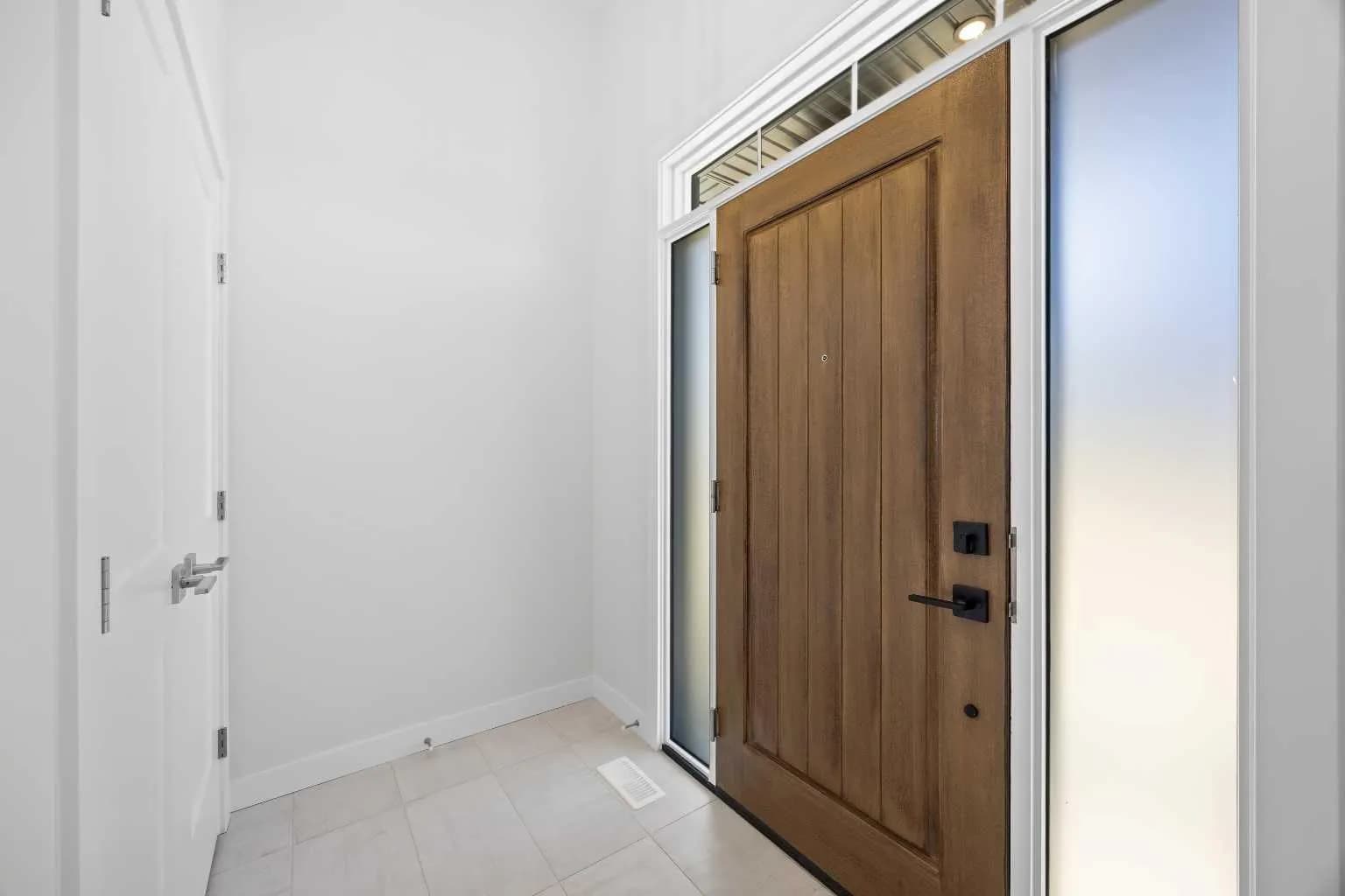 Semi Detached (Half Duplex)
