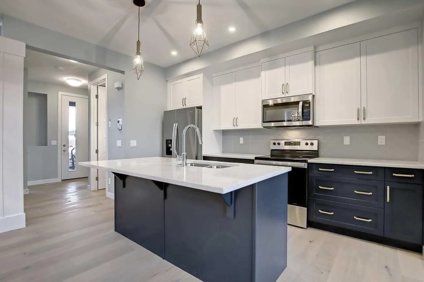 Semi Detached (Half Duplex)