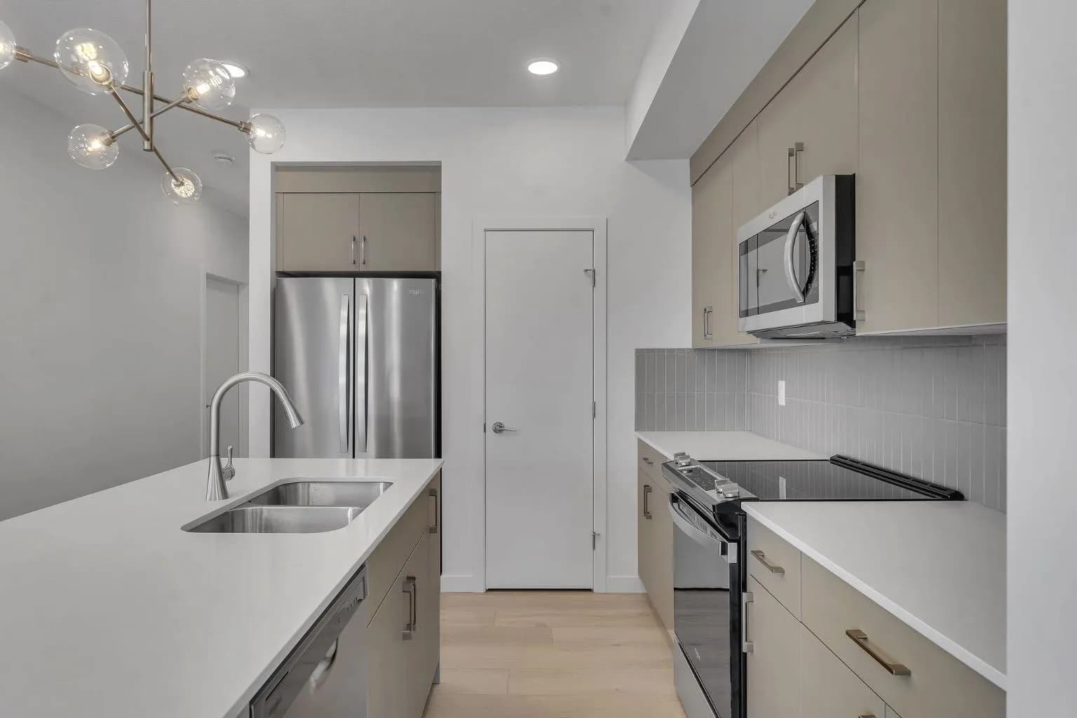 Semi Detached (Half Duplex)