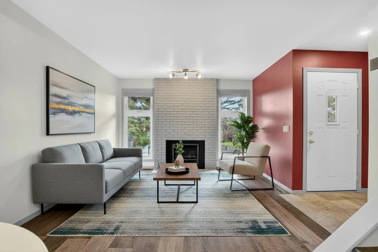 Semi Detached (Half Duplex)
