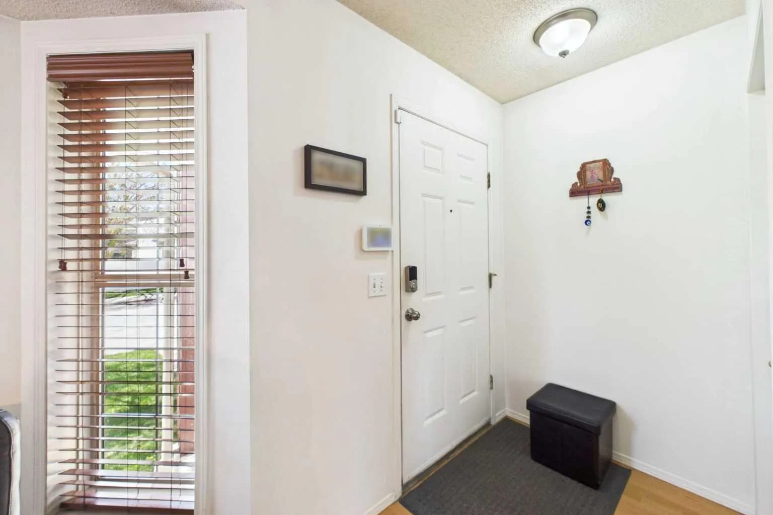 Semi Detached (Half Duplex)
