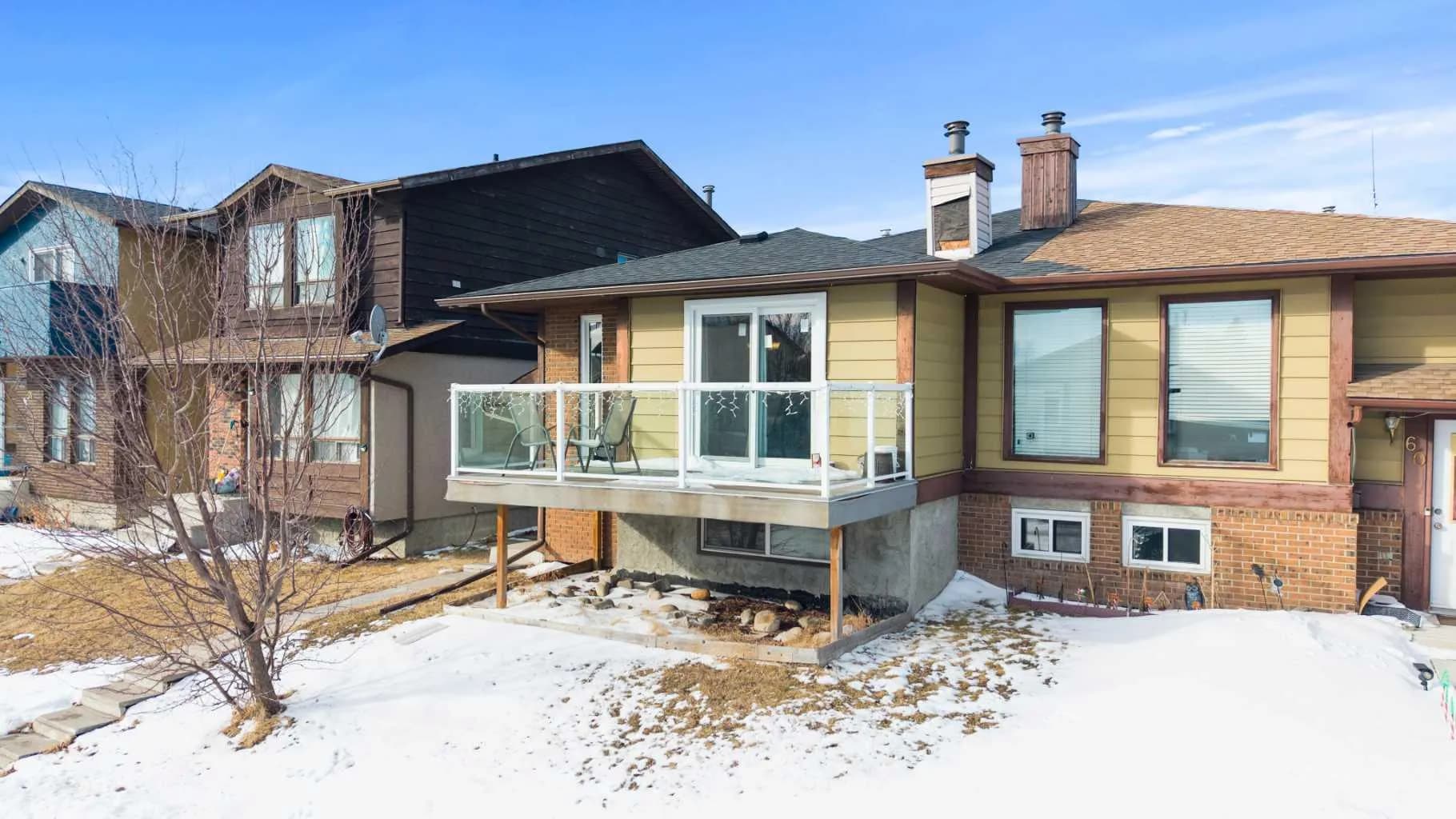 Semi Detached (Half Duplex)