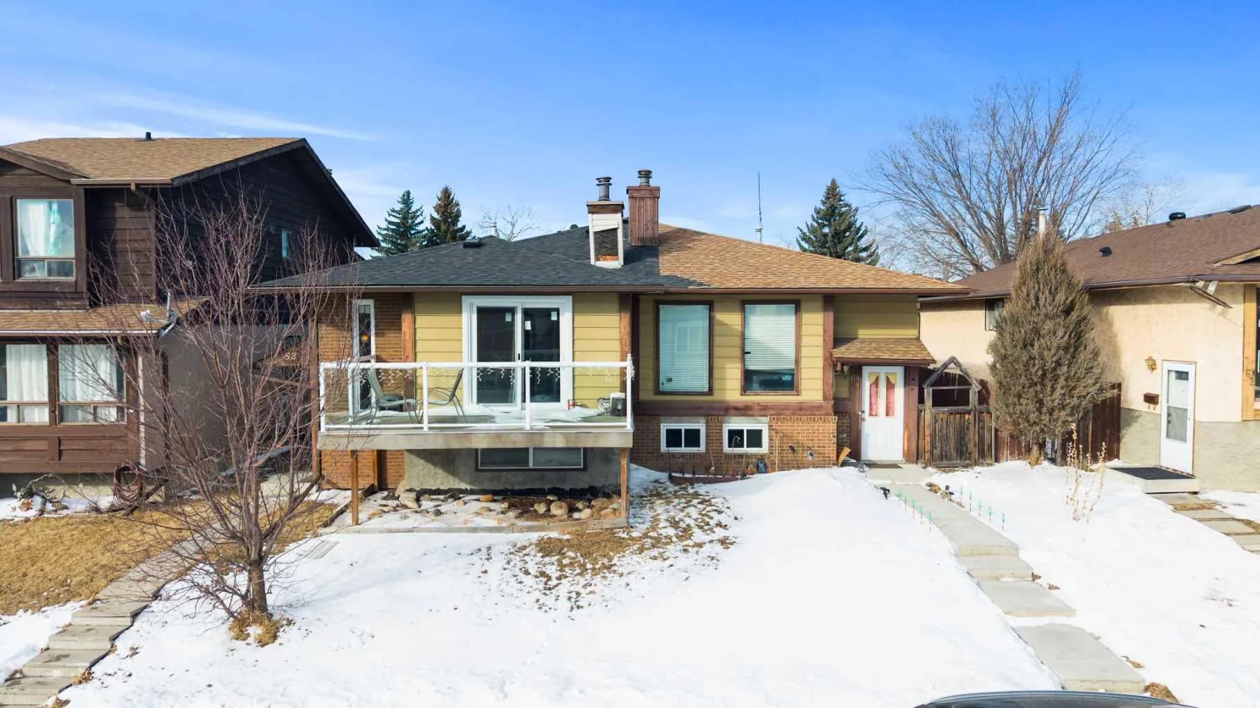 Semi Detached (Half Duplex)