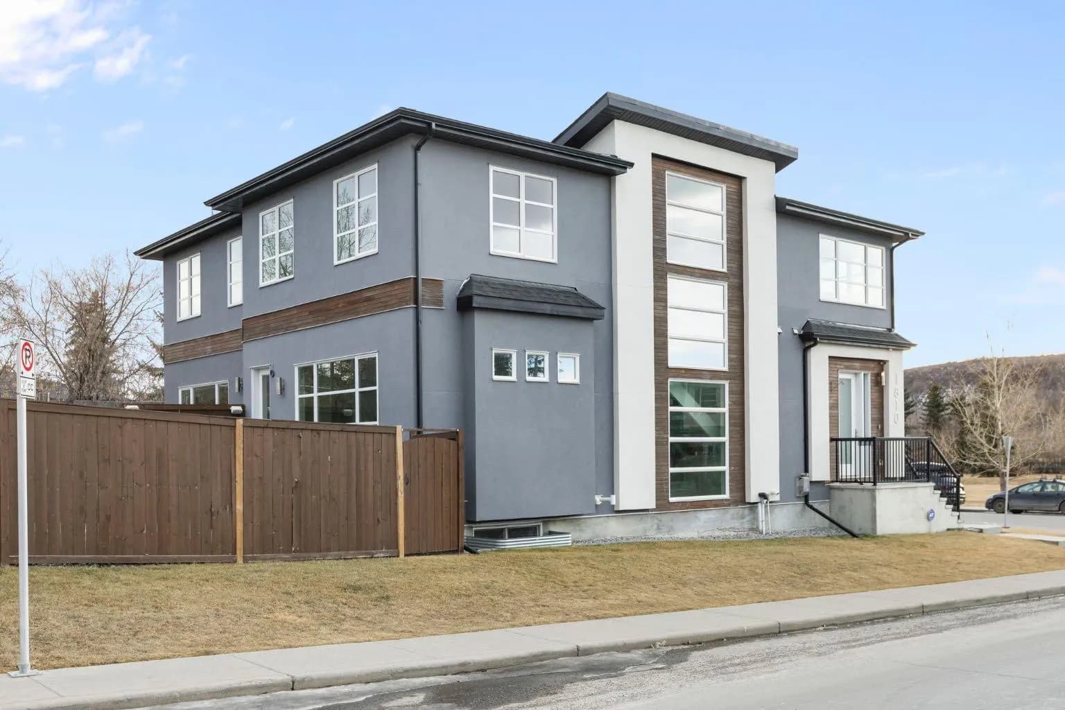 Semi Detached (Half Duplex)