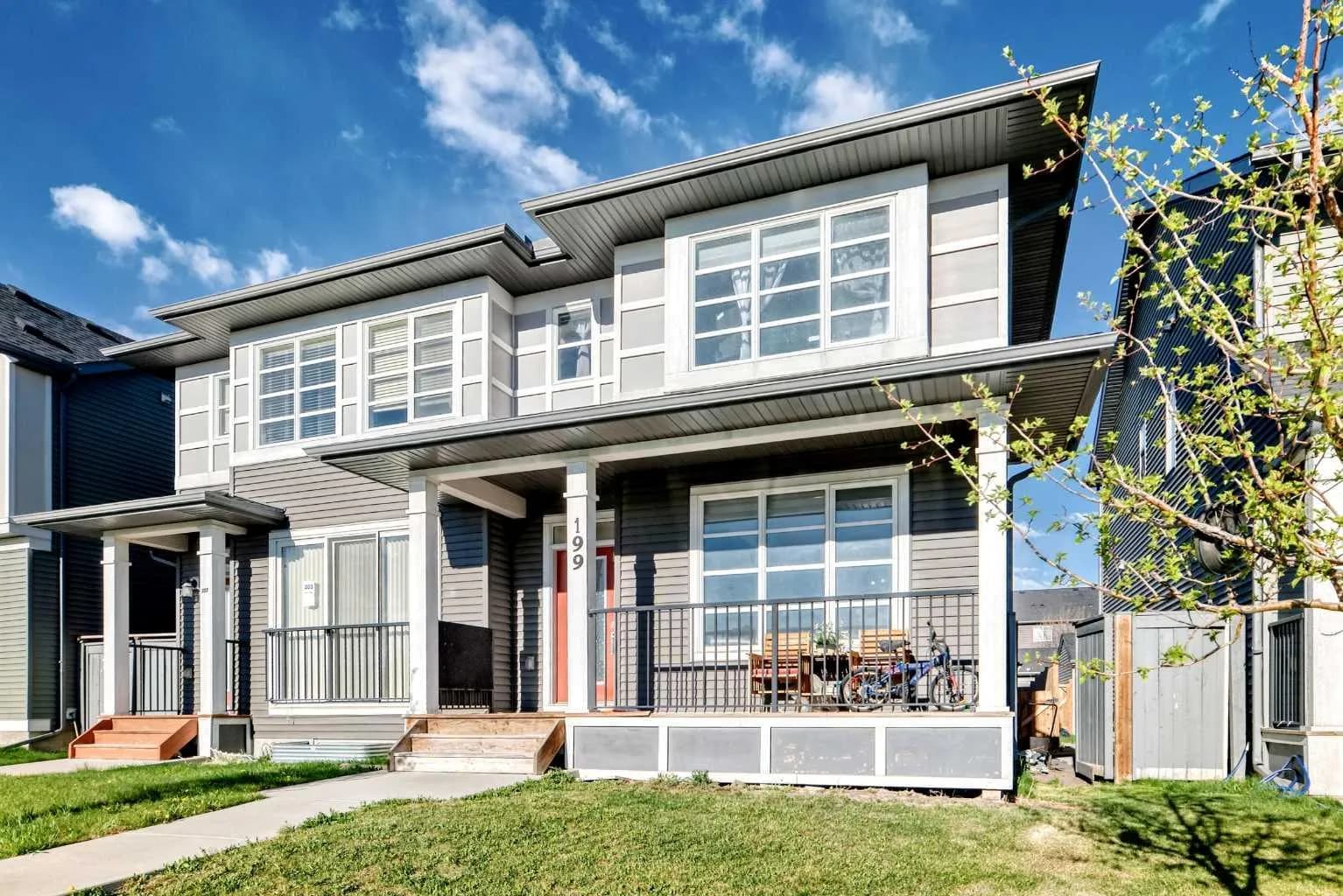 Semi Detached (Half Duplex)