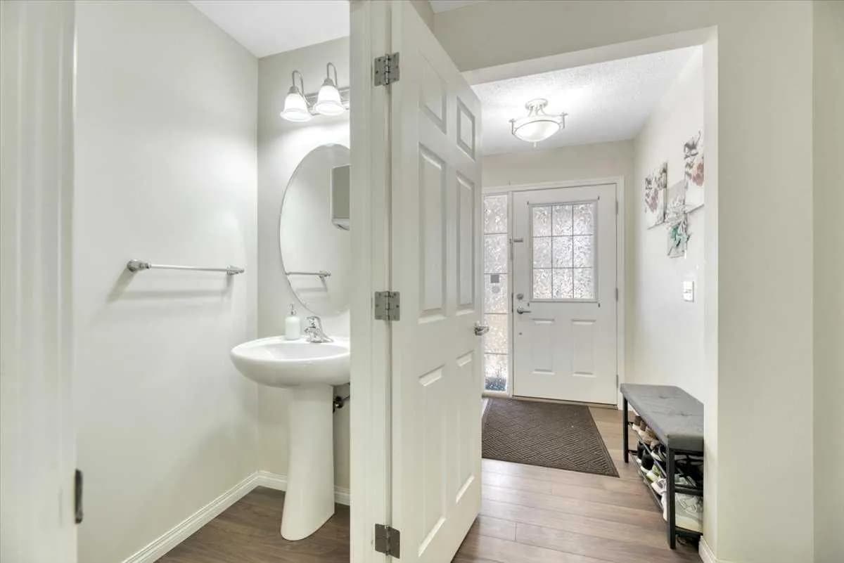 Semi Detached (Half Duplex)