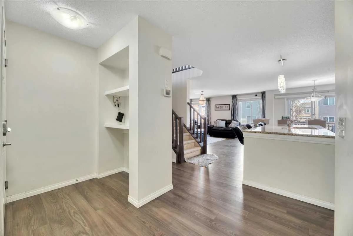 Semi Detached (Half Duplex)