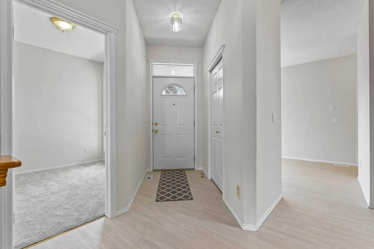 Semi Detached (Half Duplex)