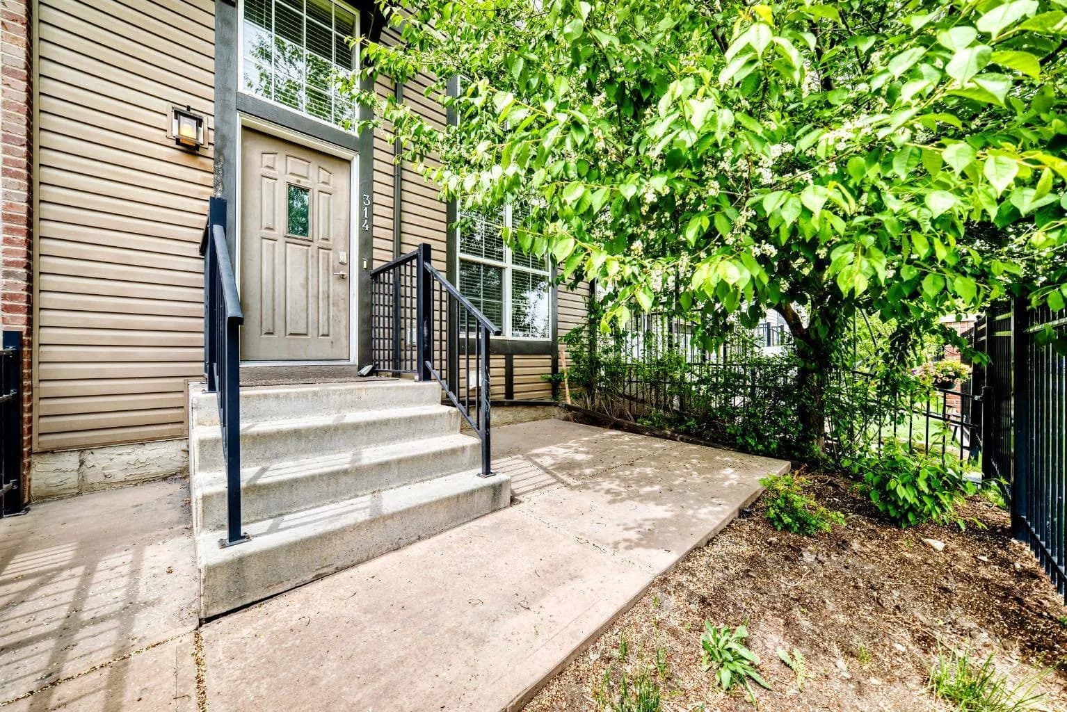 Row/Townhouse