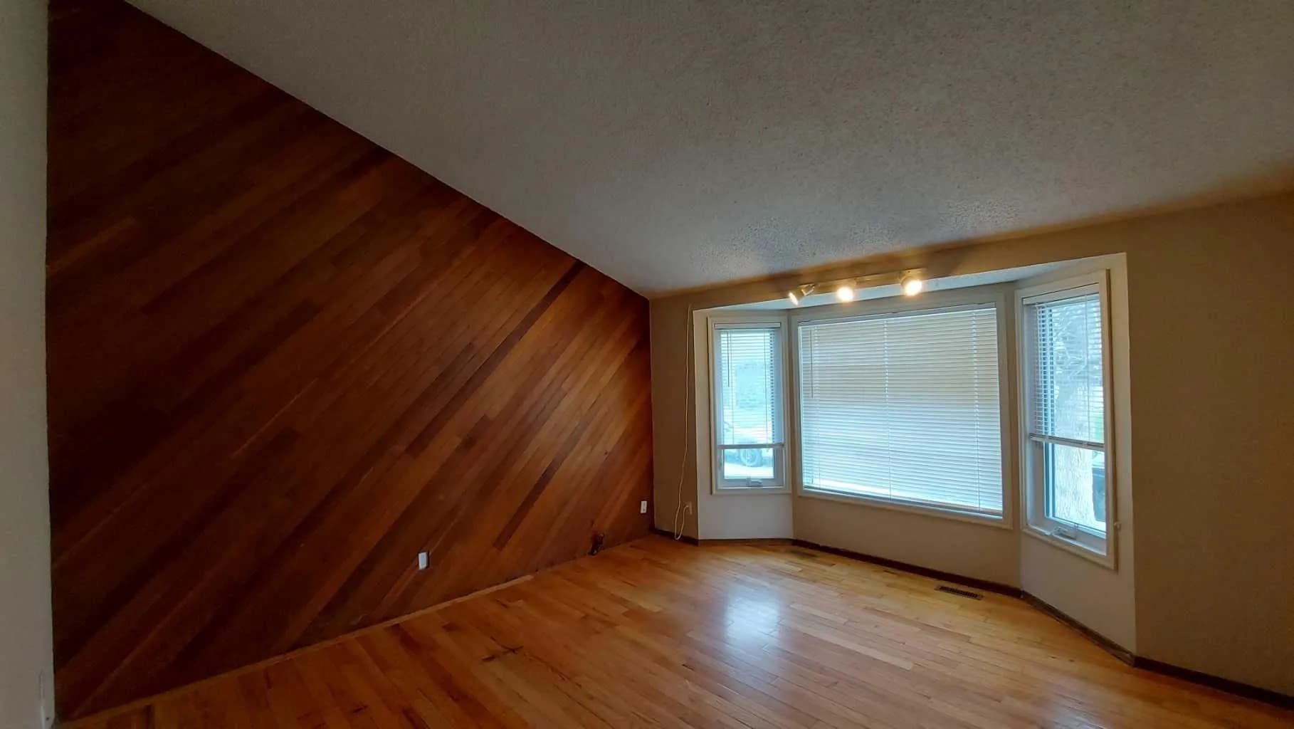 Semi Detached (Half Duplex)