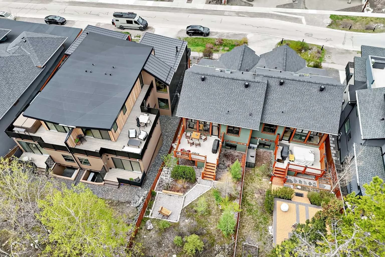 Semi Detached (Half Duplex)