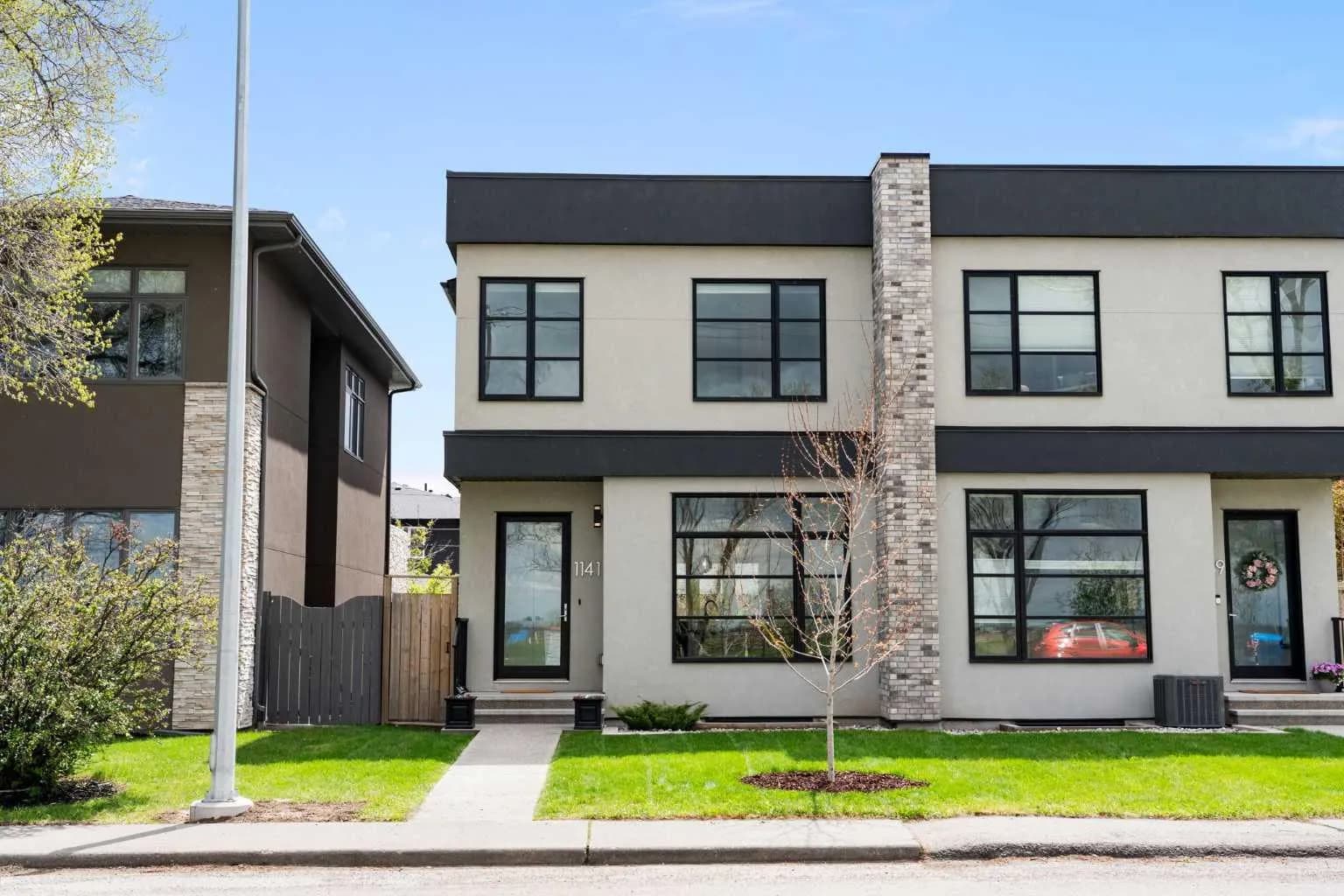 Semi Detached (Half Duplex)