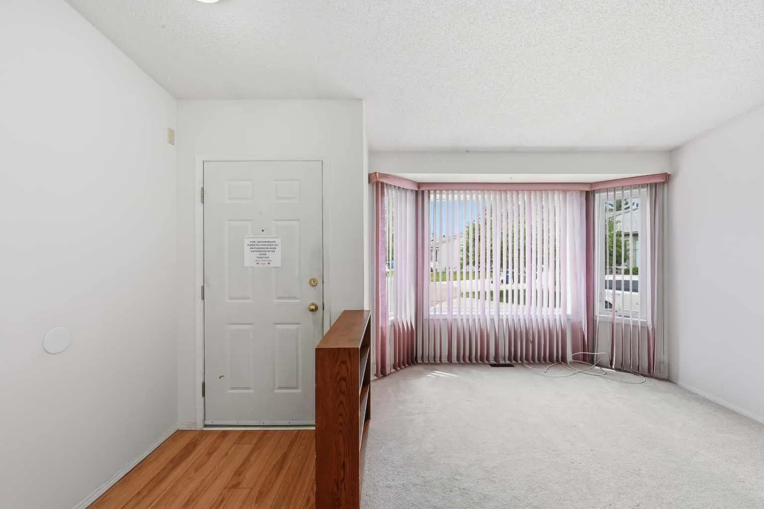Semi Detached (Half Duplex)