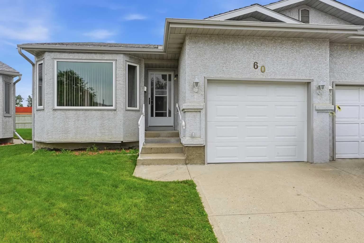 Semi Detached (Half Duplex)