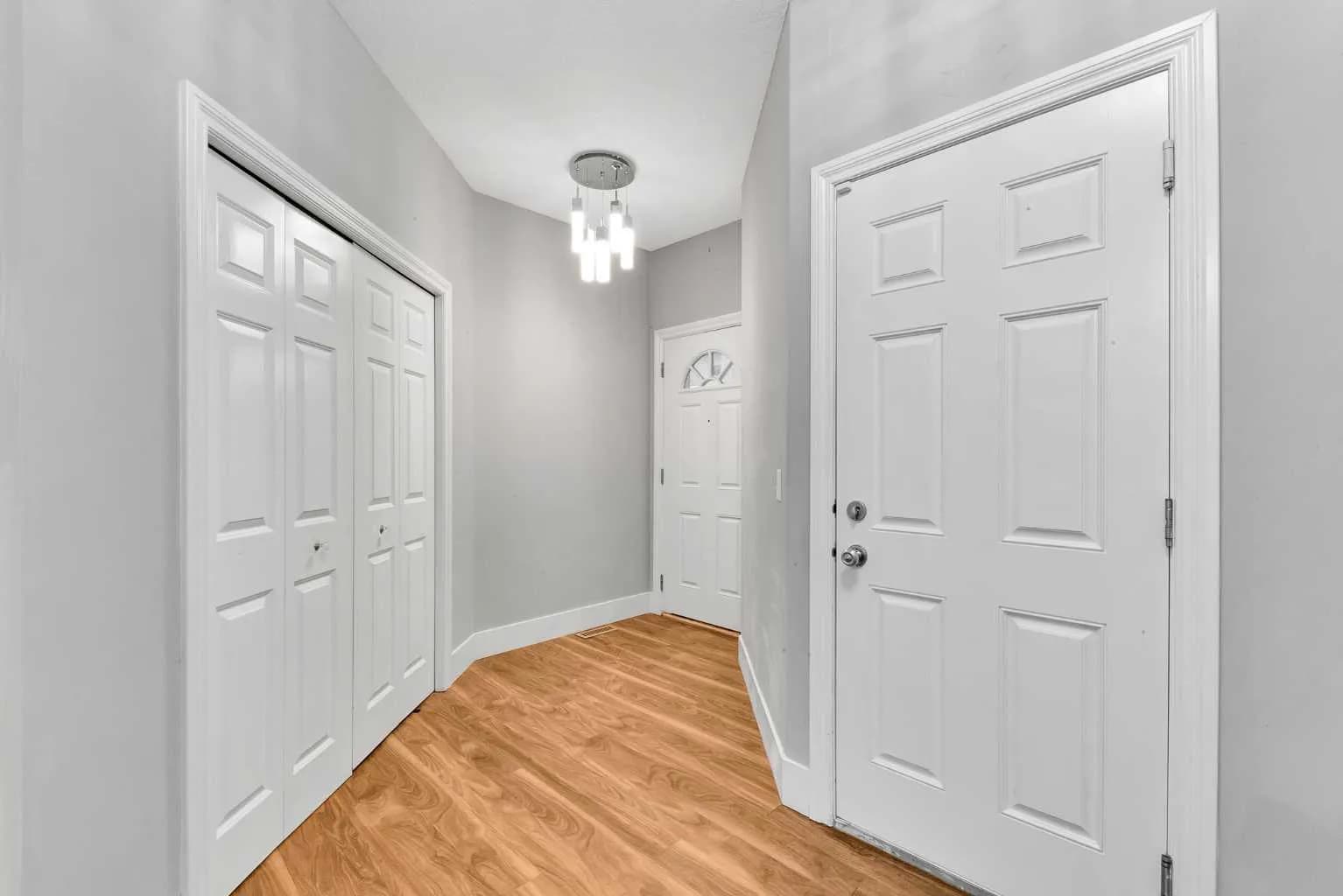 Semi Detached (Half Duplex)