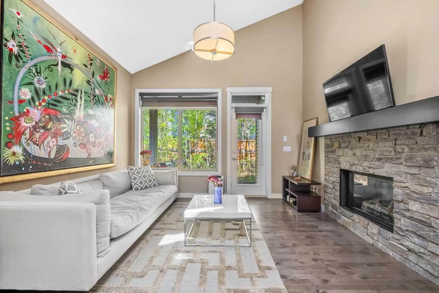 Semi Detached (Half Duplex)