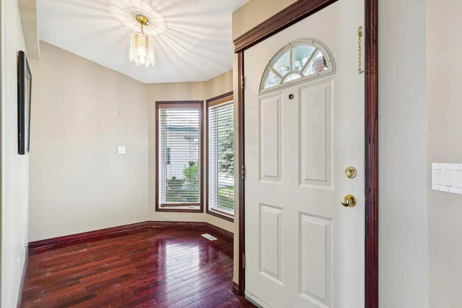 Semi Detached (Half Duplex)