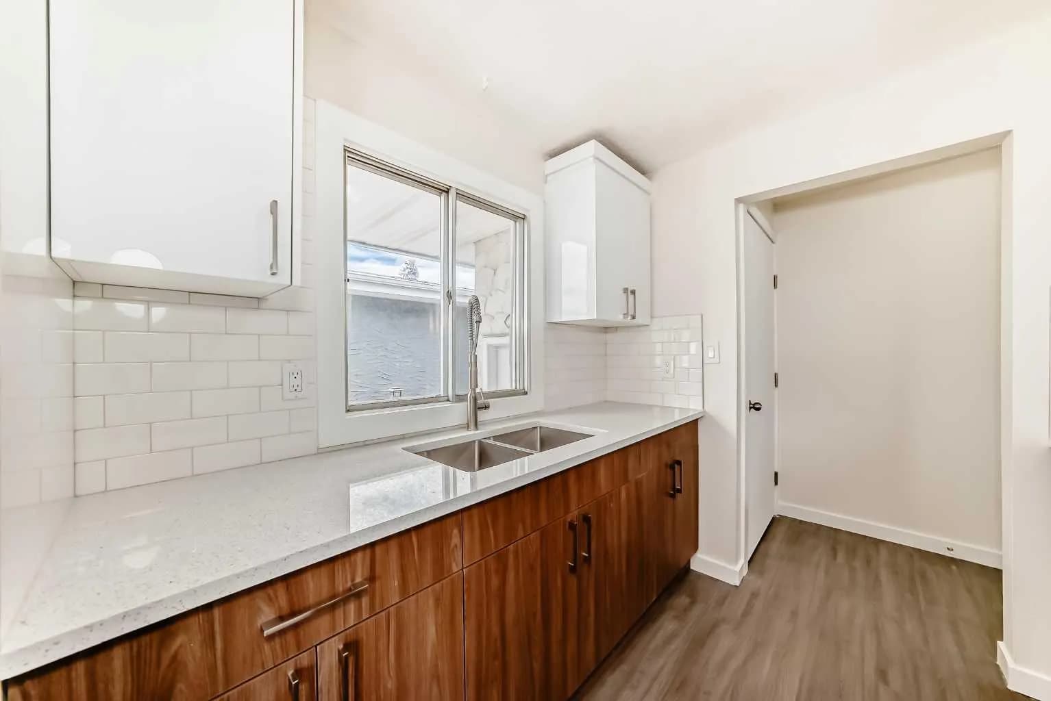 Semi Detached (Half Duplex)