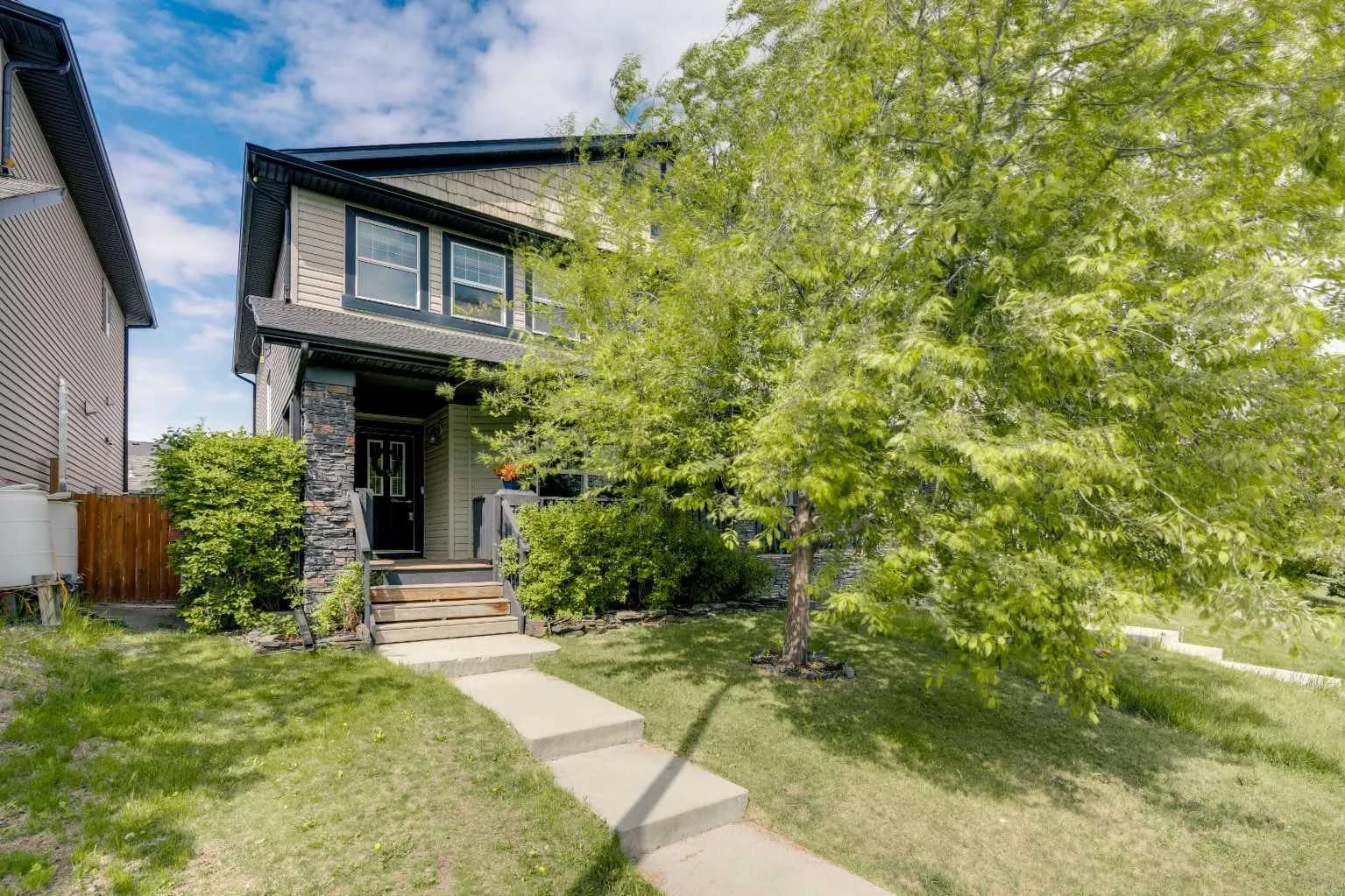 Semi Detached (Half Duplex)