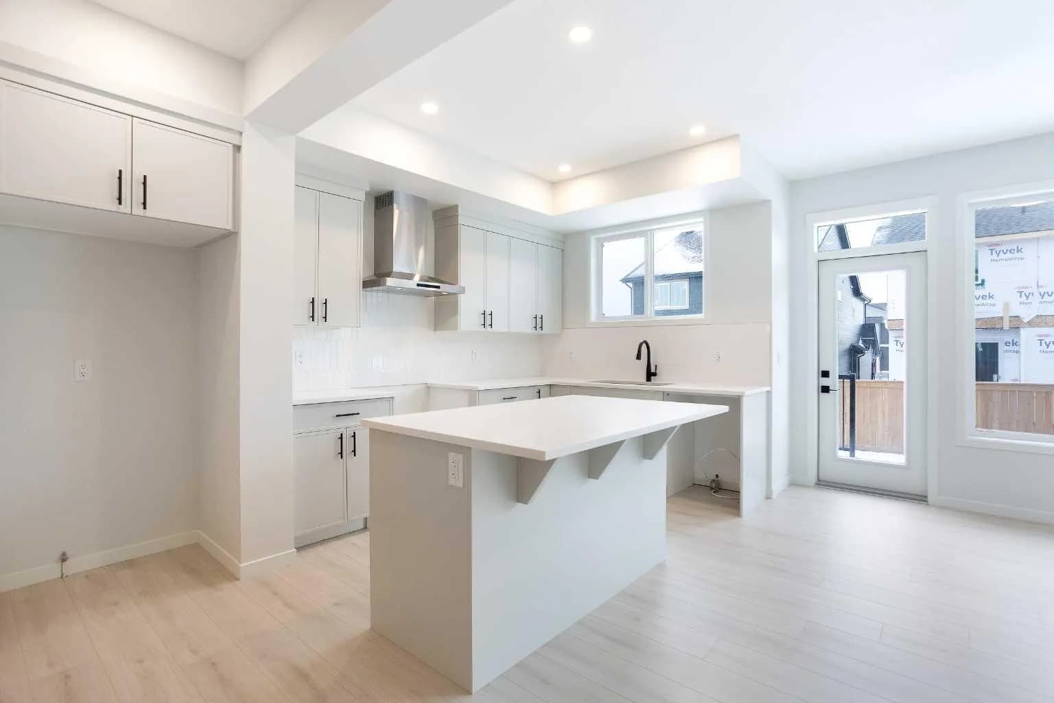 Semi Detached (Half Duplex)