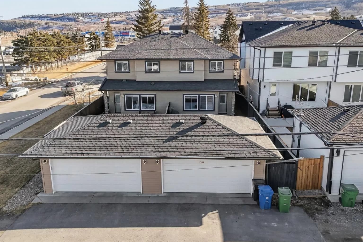 Semi Detached (Half Duplex)