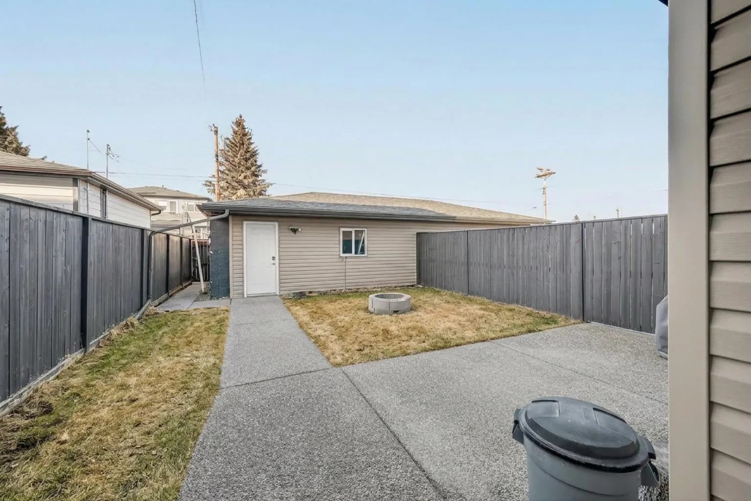 Semi Detached (Half Duplex)