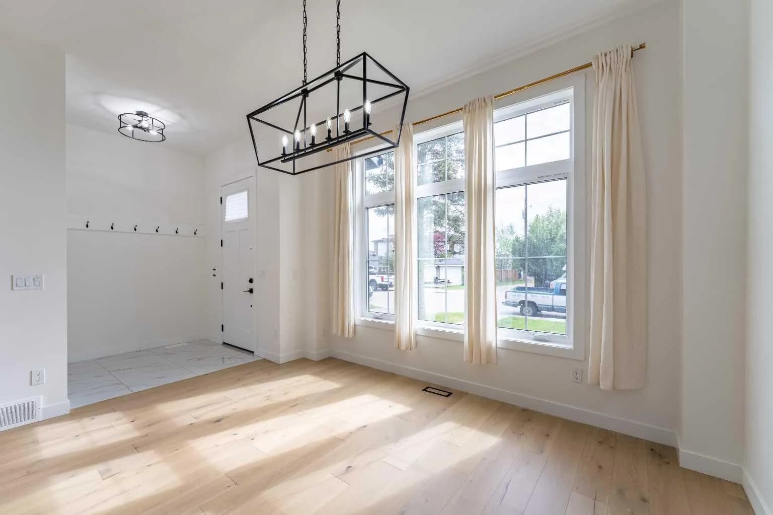 Semi Detached (Half Duplex)
