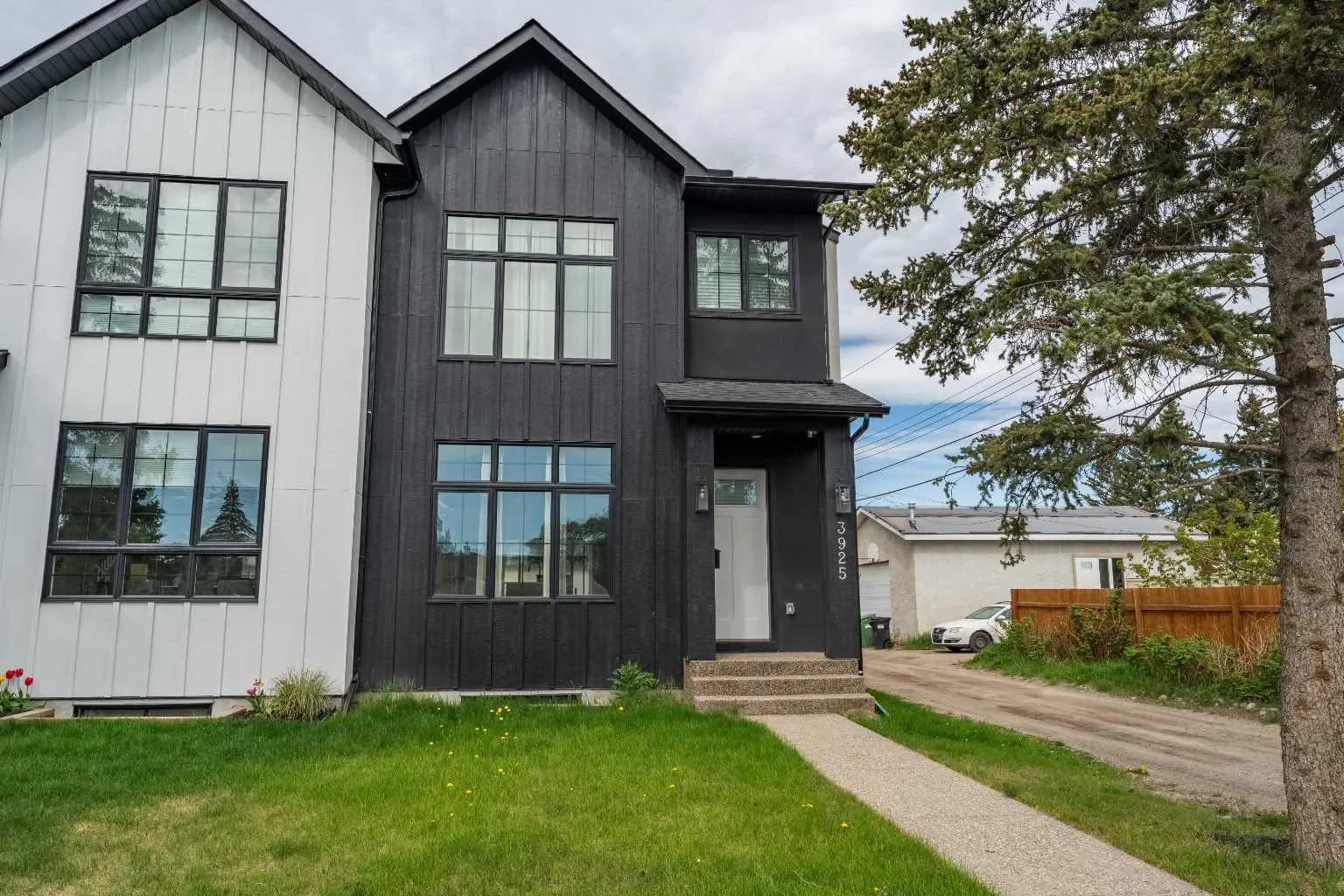 Semi Detached (Half Duplex)