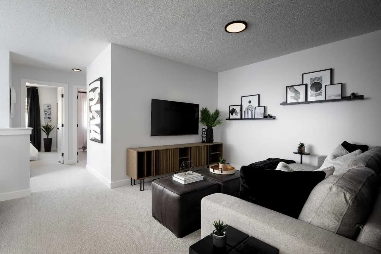 Semi Detached (Half Duplex)