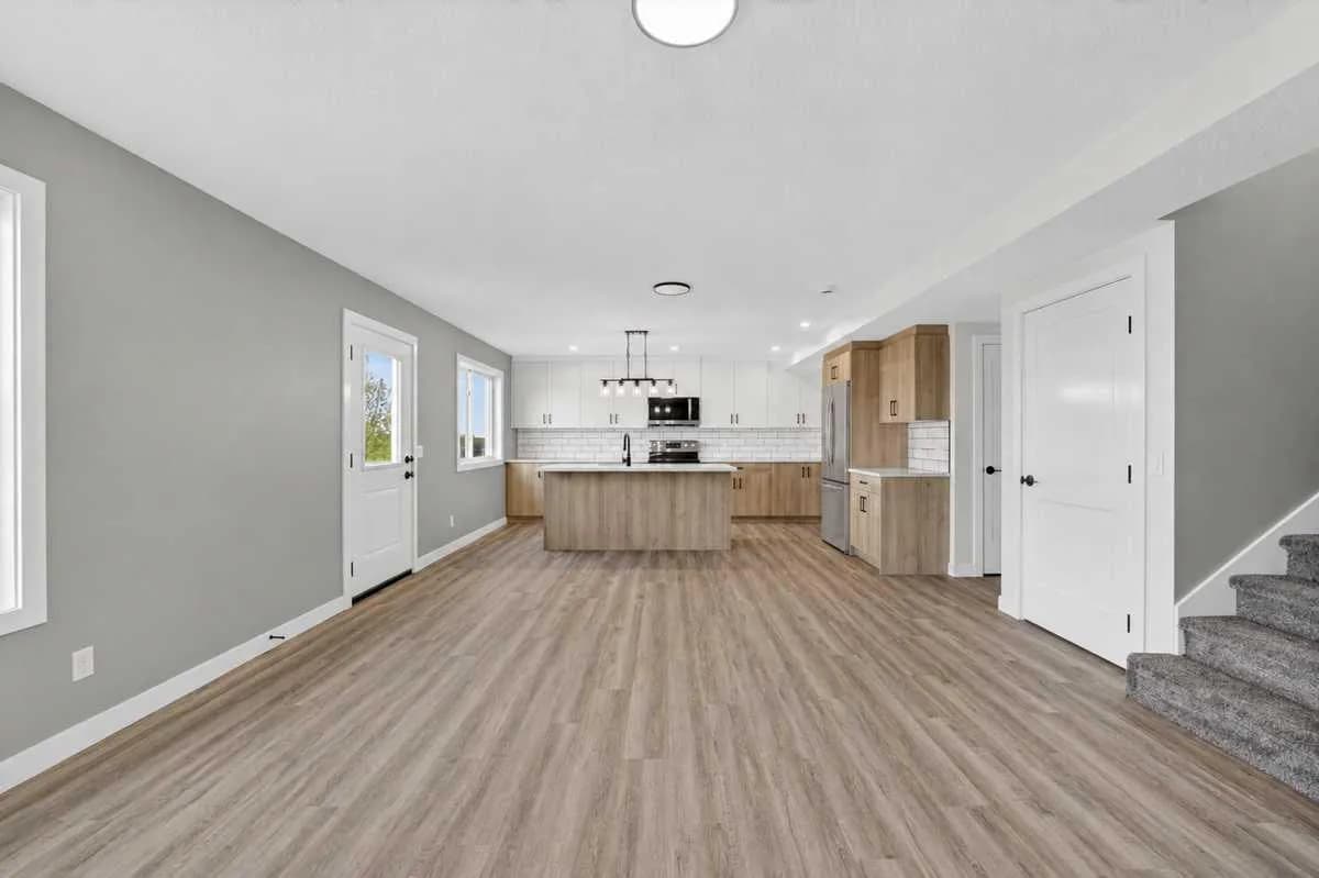 Semi Detached (Half Duplex)