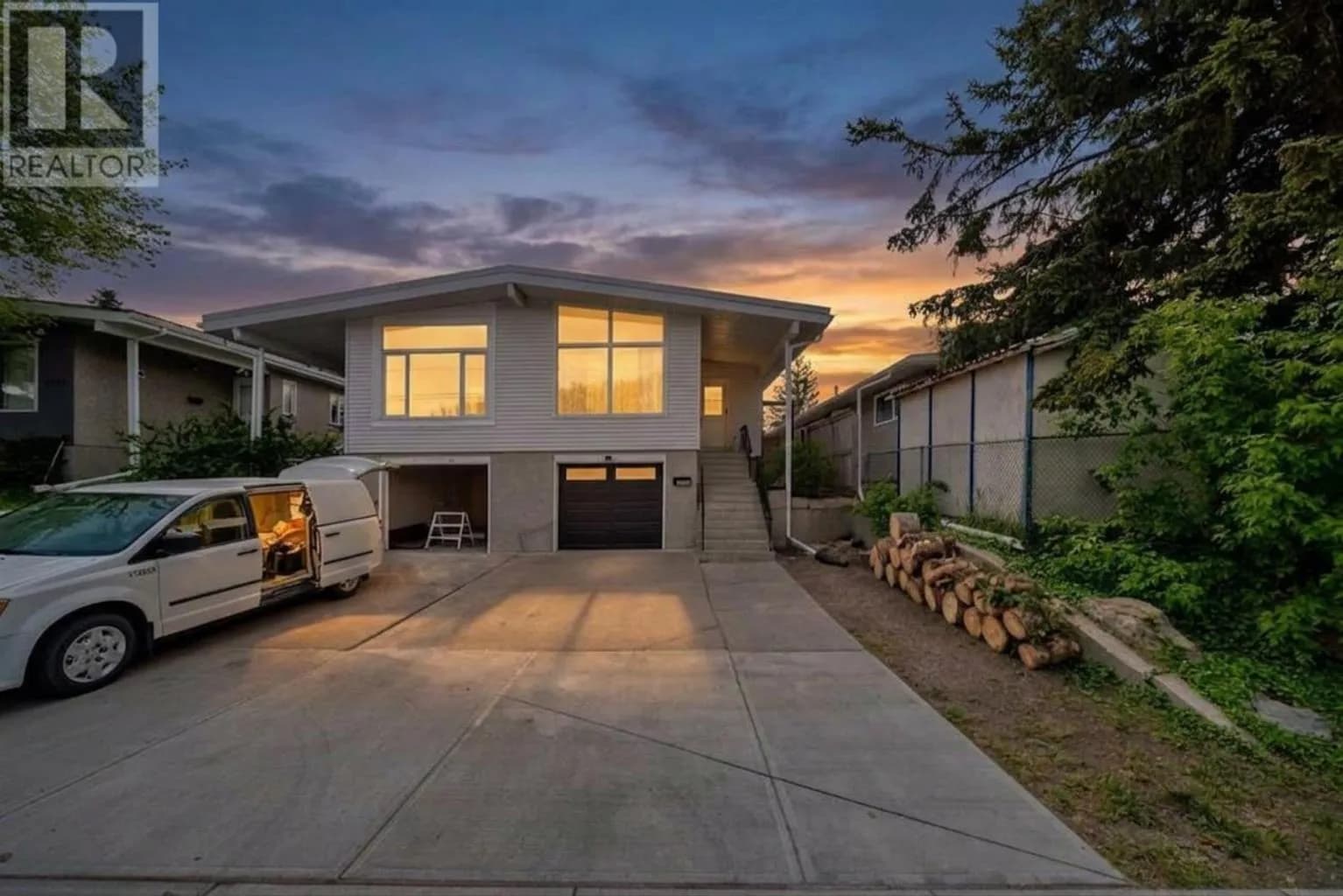 Semi Detached (Half Duplex)