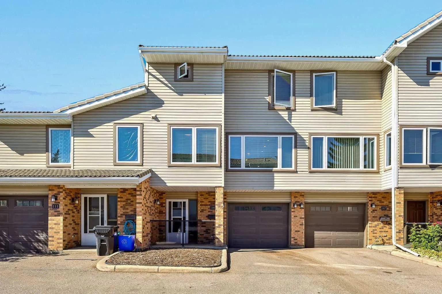Row/Townhouse