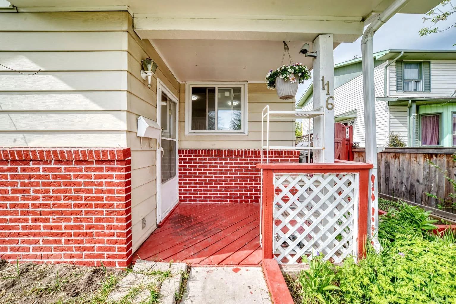 Semi Detached (Half Duplex)