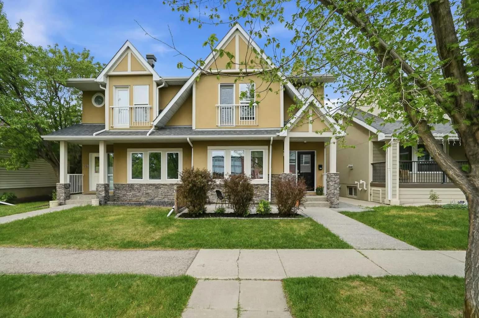 Semi Detached (Half Duplex)