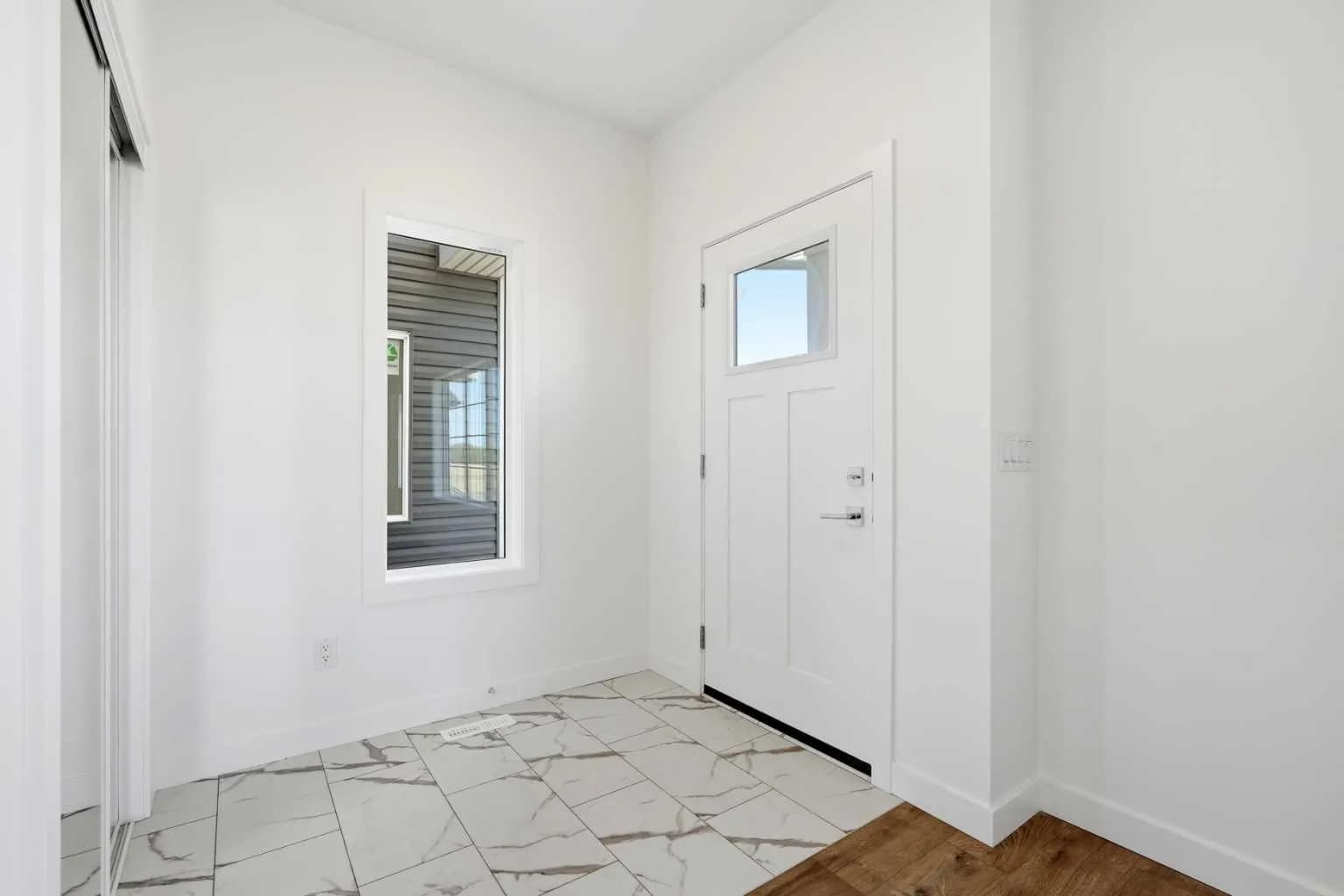 Semi Detached (Half Duplex)
