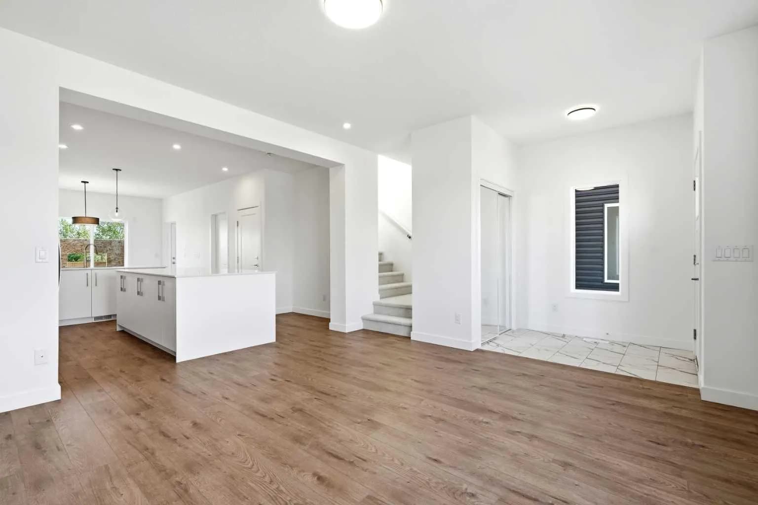 Semi Detached (Half Duplex)