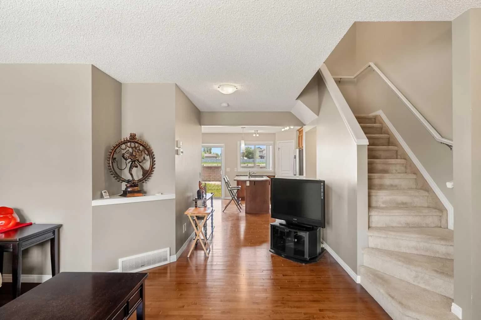 Semi Detached (Half Duplex)