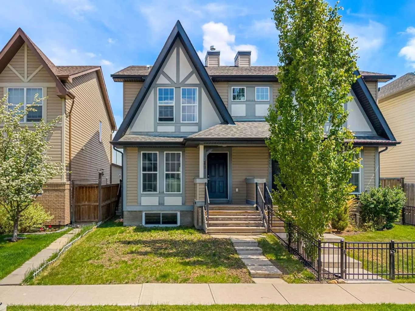 Semi Detached (Half Duplex)