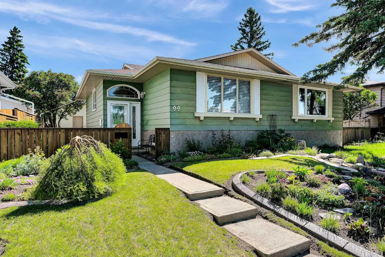 Semi Detached (Half Duplex)
