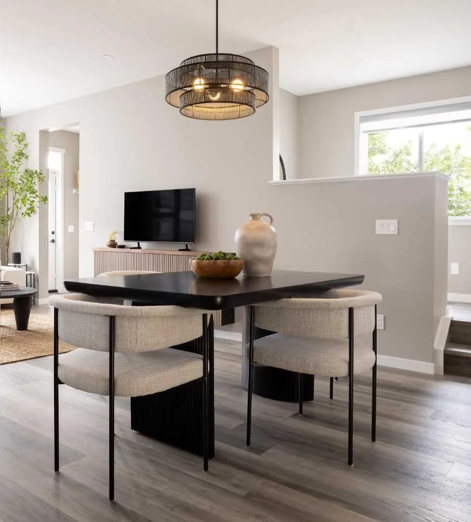 Semi Detached (Half Duplex)