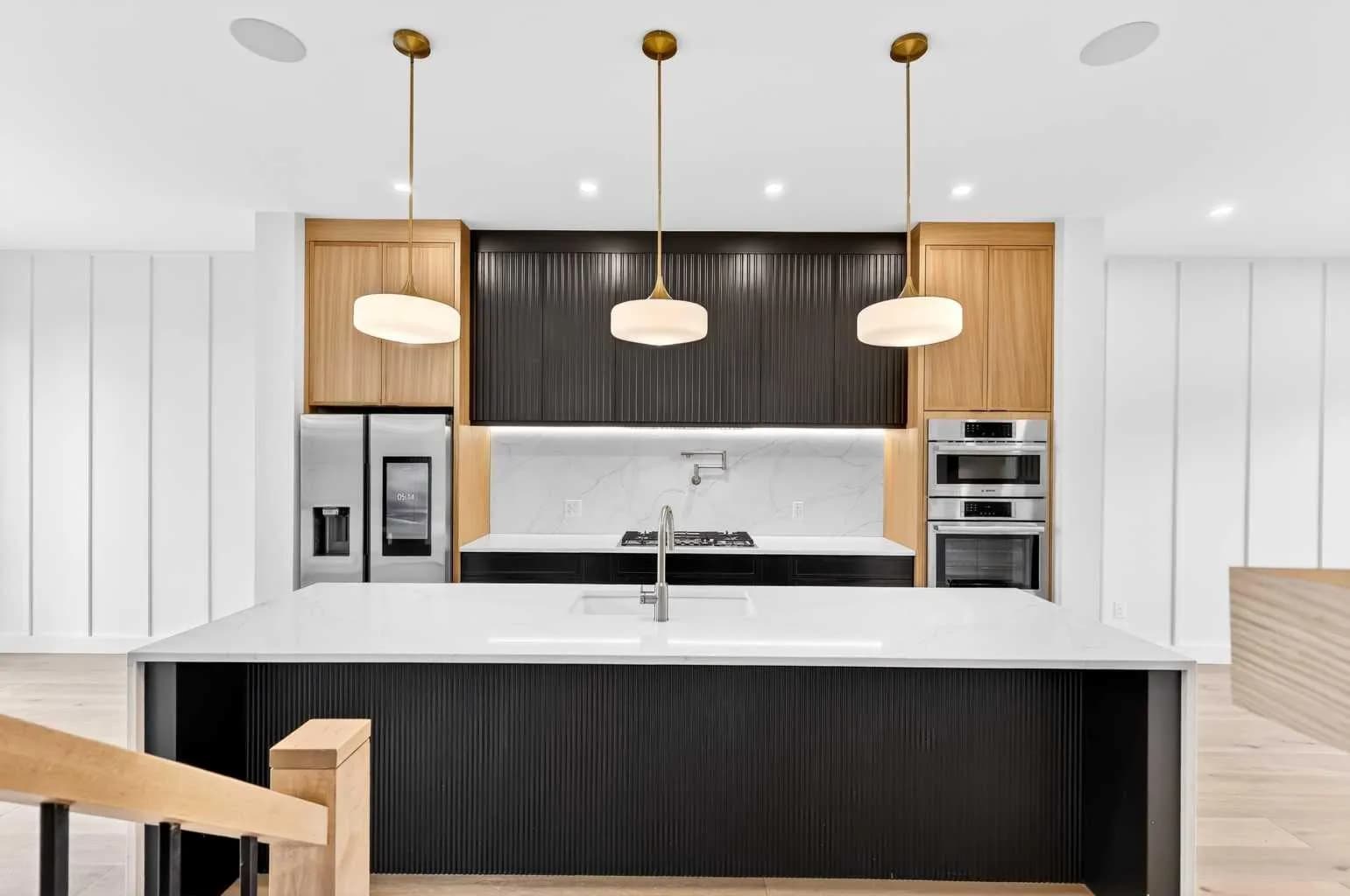 Semi Detached (Half Duplex)