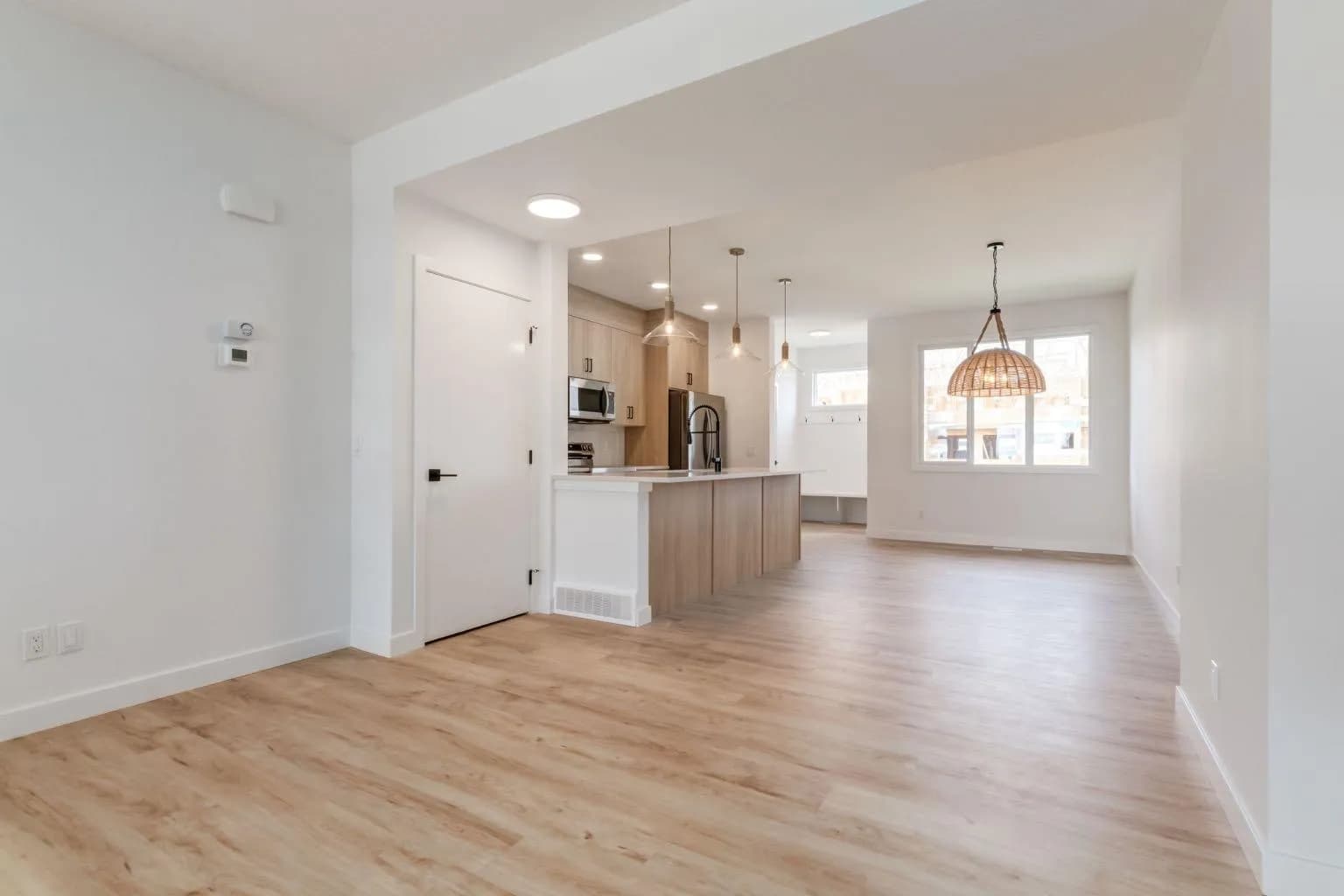 Semi Detached (Half Duplex)