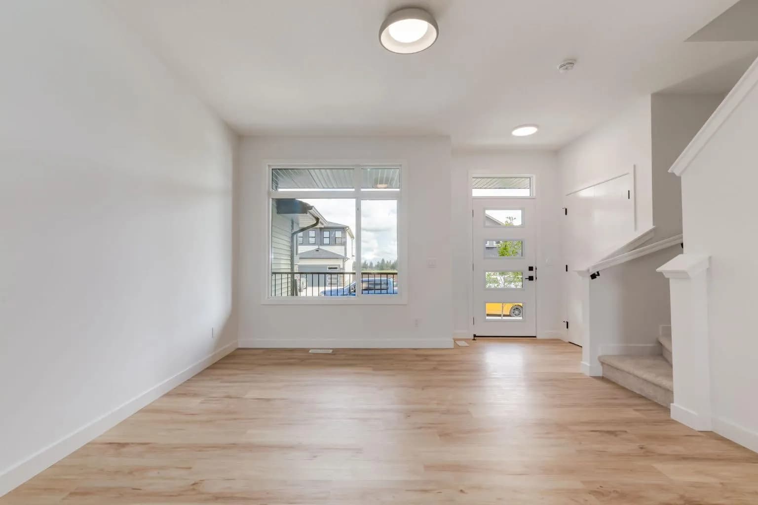Semi Detached (Half Duplex)