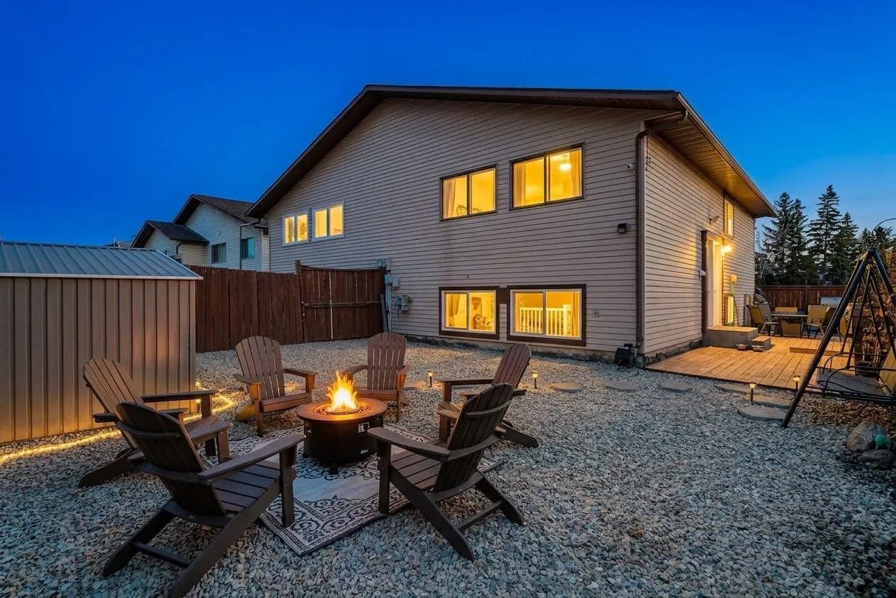 Semi Detached (Half Duplex)