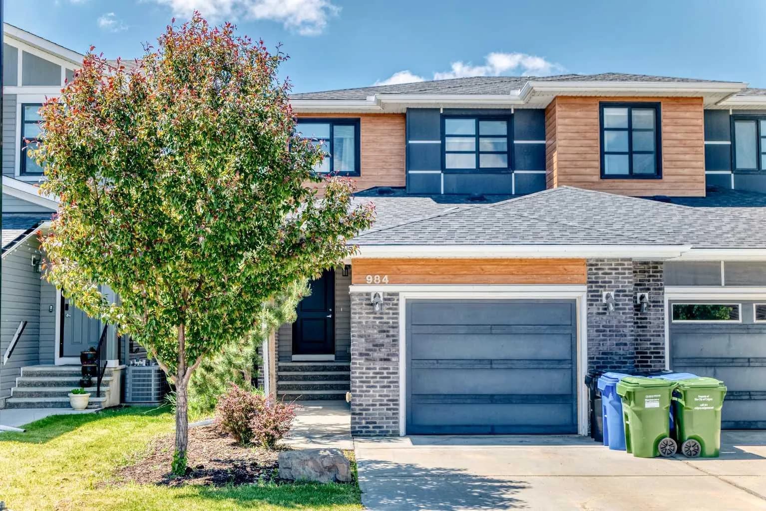 Semi Detached (Half Duplex)