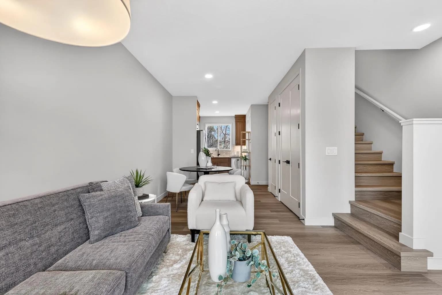 Semi Detached (Half Duplex)